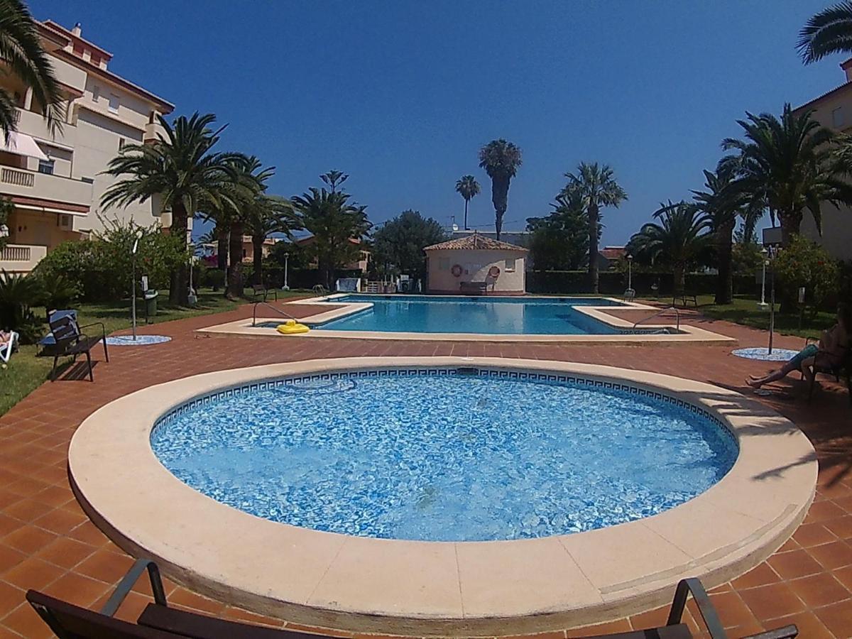 Bonito Apartamento En Primerla Linea De Playa Dénia Buitenkant foto